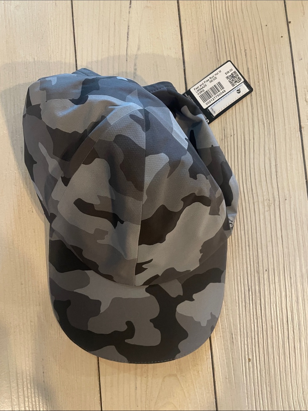 Lululemon  Gray Camo Cycling Cap - Lightweight Camouflage Hat